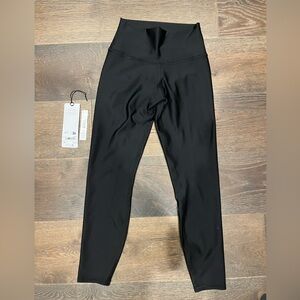 Alo yoga brand new black 7/8 leggings